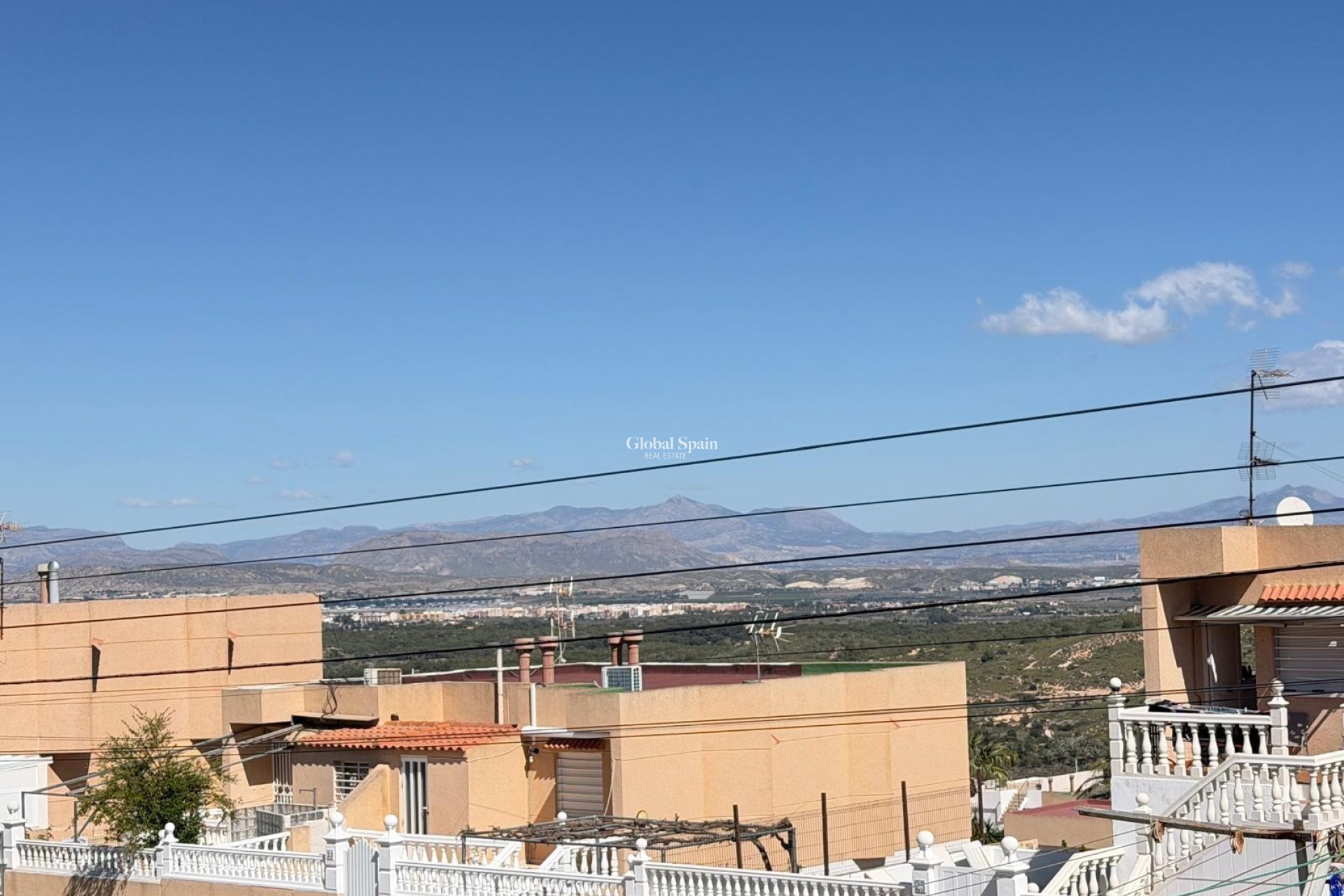 Resale - HOUSE -
GRAN ALACANT - Monte Y Mar Alto