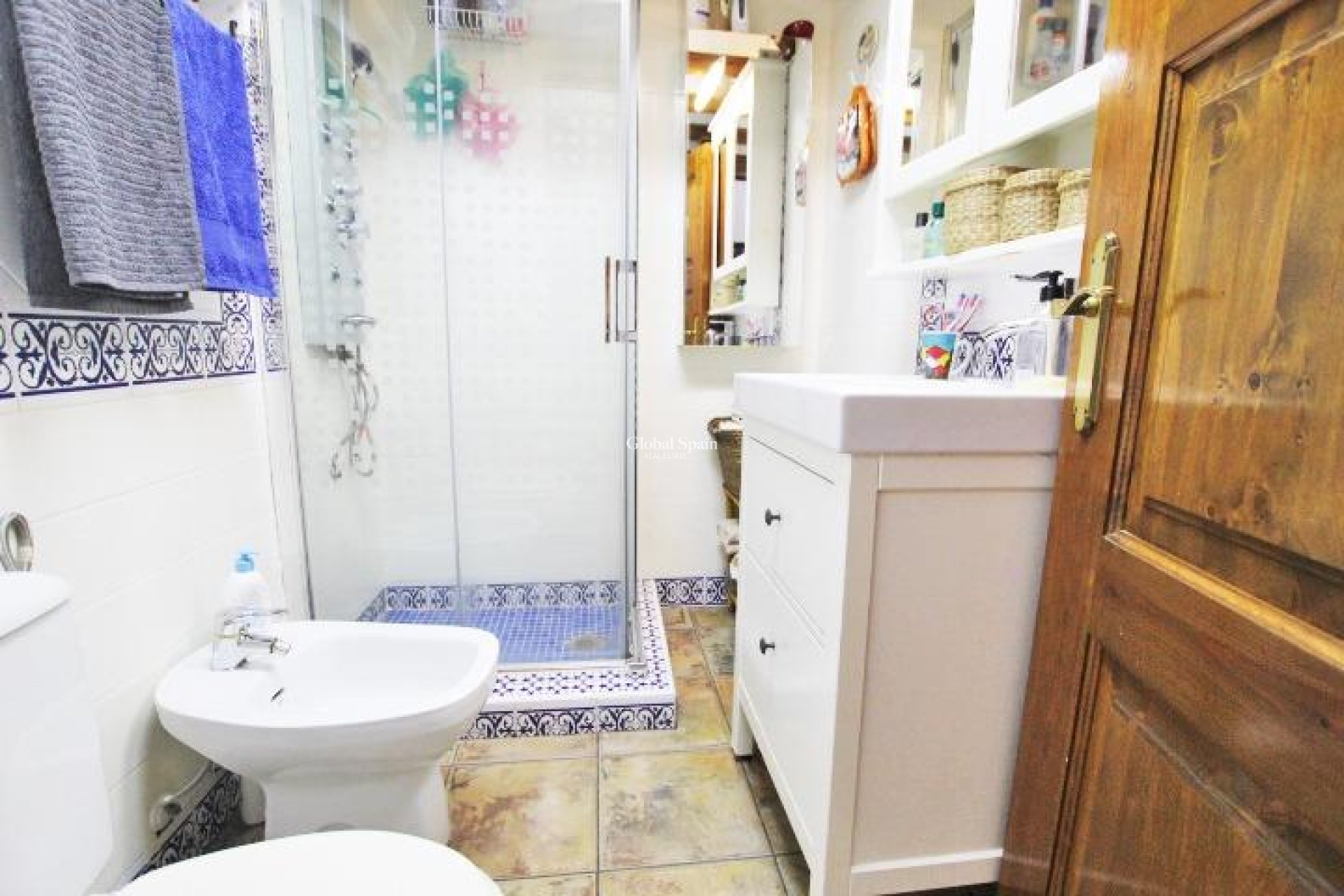 Resale - HOUSE -
GUARDAMAR DEL SEGURA - Benamor