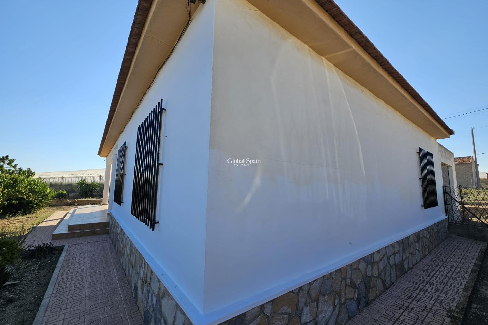 Resale - HOUSE -
GUARDAMAR DEL SEGURA - Buenavista