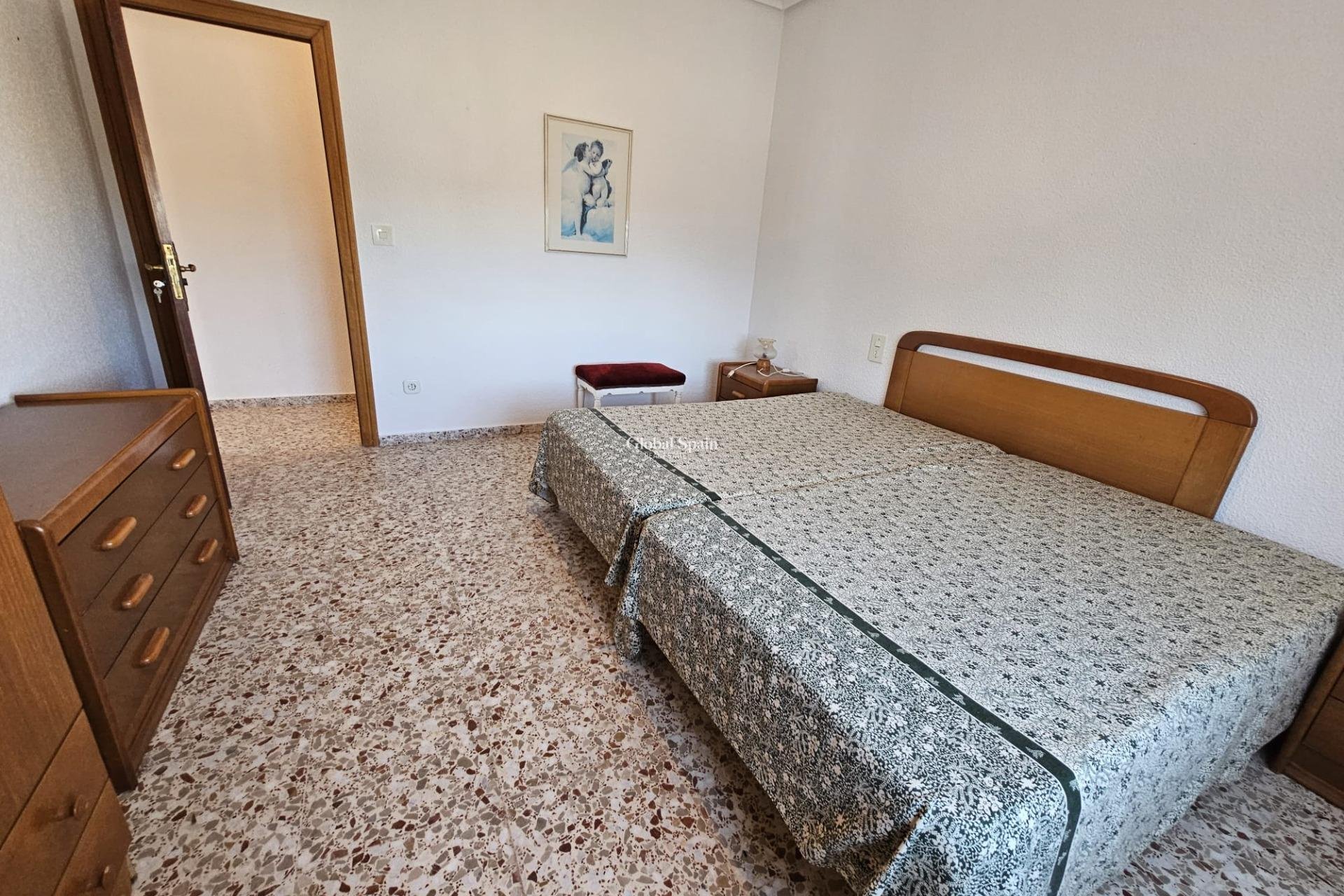 Resale - HOUSE -
GUARDAMAR DEL SEGURA - Buenavista