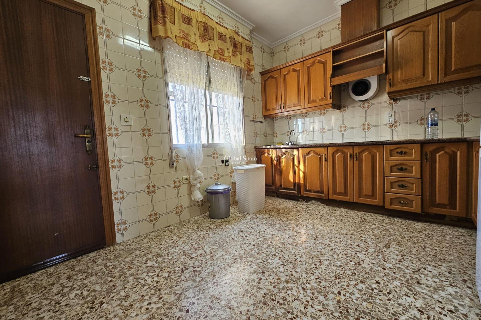 Resale - HOUSE -
GUARDAMAR DEL SEGURA - Buenavista