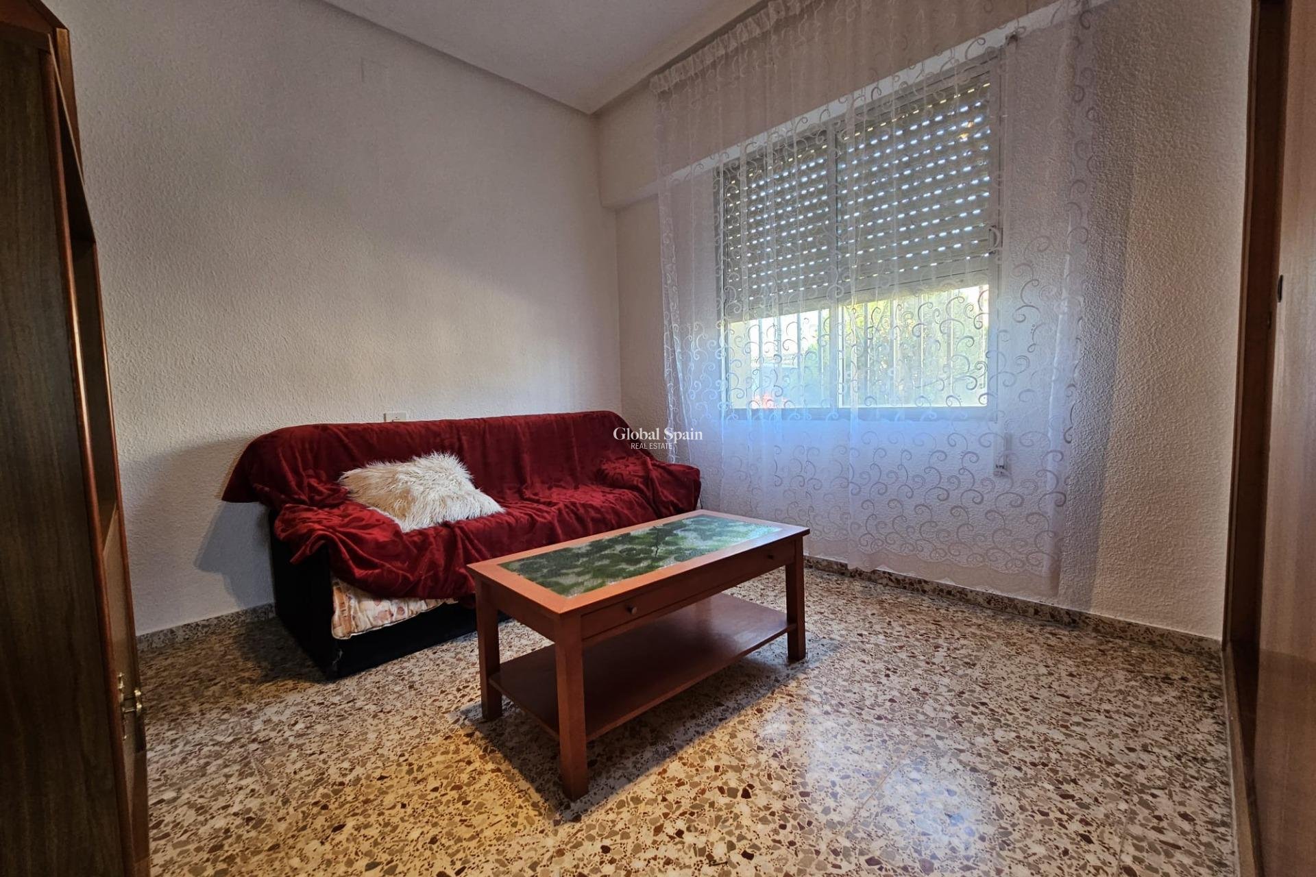 Resale - HOUSE -
GUARDAMAR DEL SEGURA - Buenavista