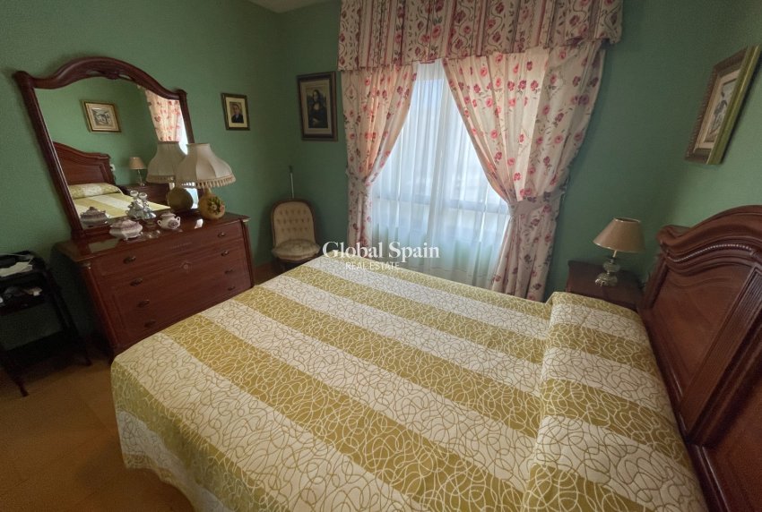 Resale - HOUSE -
GUARDAMAR DEL SEGURA - Costa Blanca