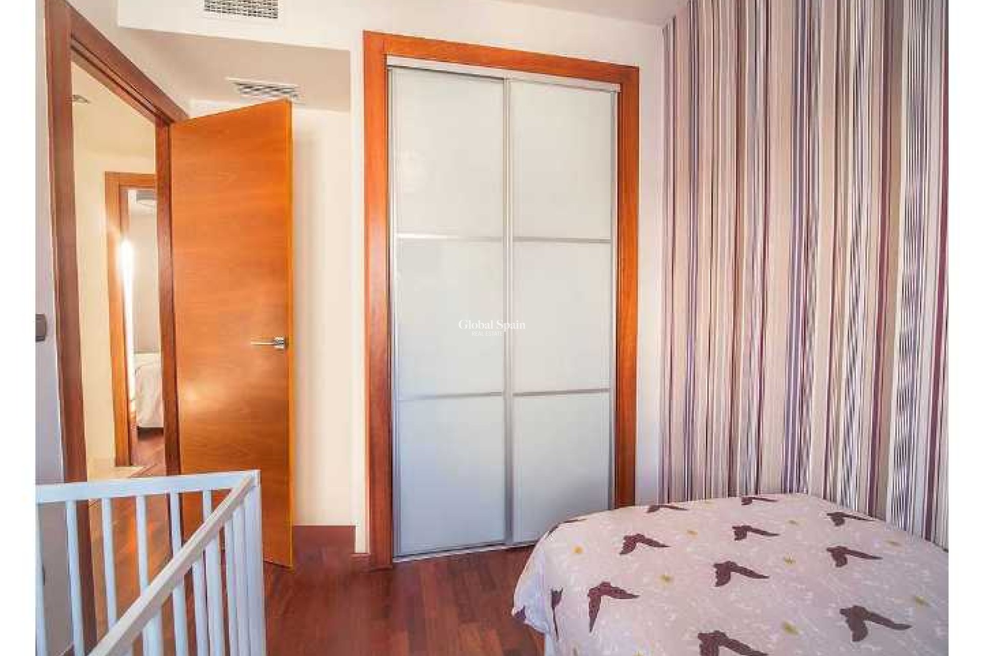 Resale - HOUSE -
GUARDAMAR DEL SEGURA - Costa Blanca