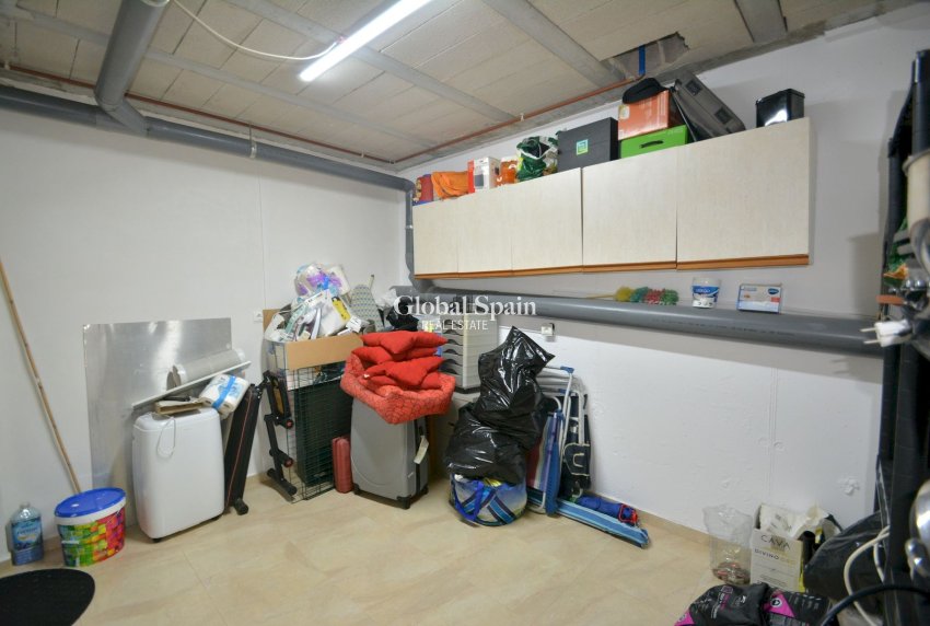 Resale - HOUSE -
GUARDAMAR DEL SEGURA - Costa Blanca