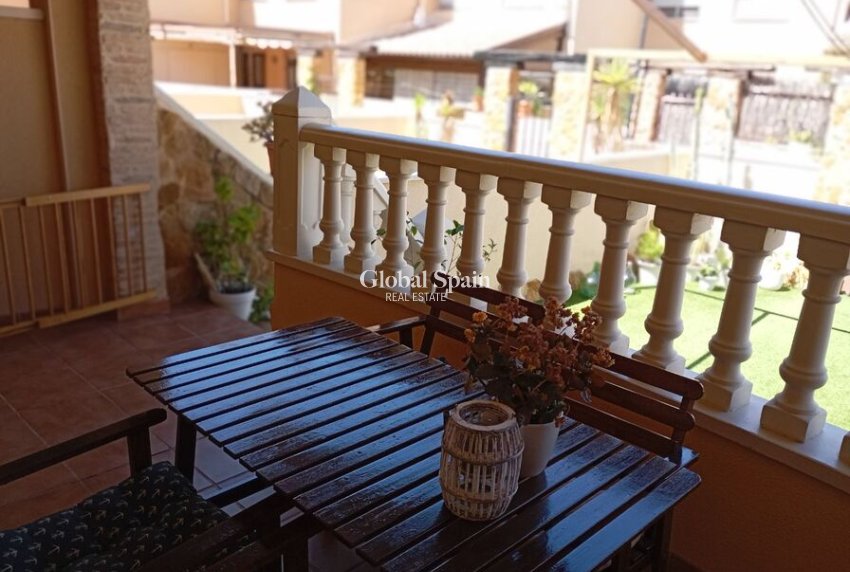 Resale - HOUSE -
GUARDAMAR DEL SEGURA - Costa Blanca