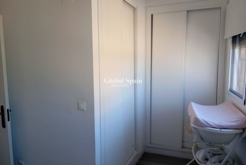 Resale - HOUSE -
GUARDAMAR DEL SEGURA - Costa Blanca
