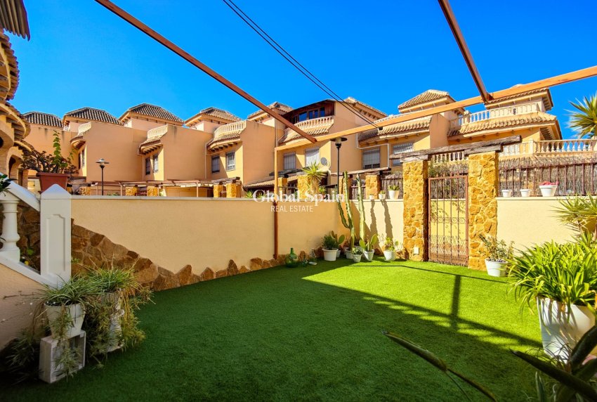 Resale - HOUSE -
GUARDAMAR DEL SEGURA - Costa Blanca