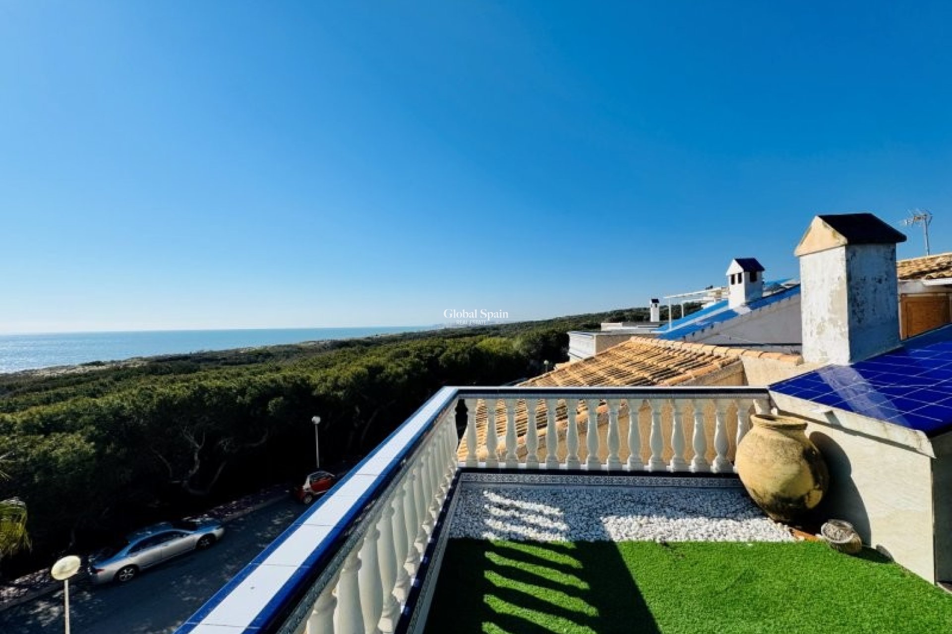 Resale - HOUSE -
GUARDAMAR DEL SEGURA - Costa Blanca