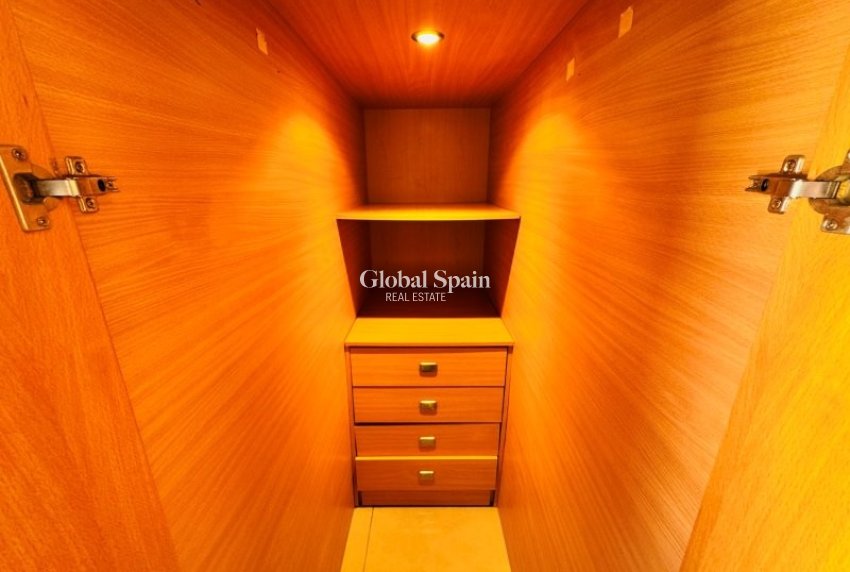 Resale - HOUSE -
GUARDAMAR DEL SEGURA - Costa Blanca