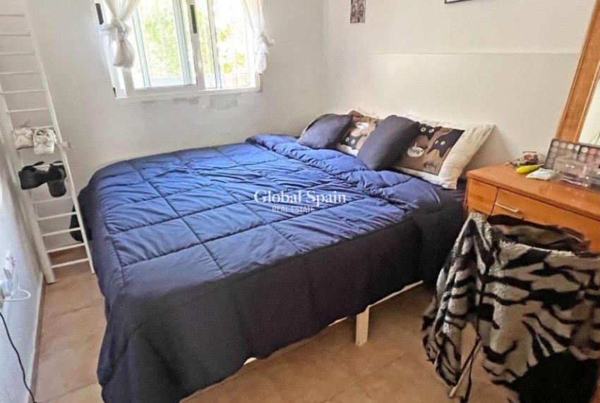 Resale - HOUSE -
GUARDAMAR DEL SEGURA - El Edén - Los Estaños