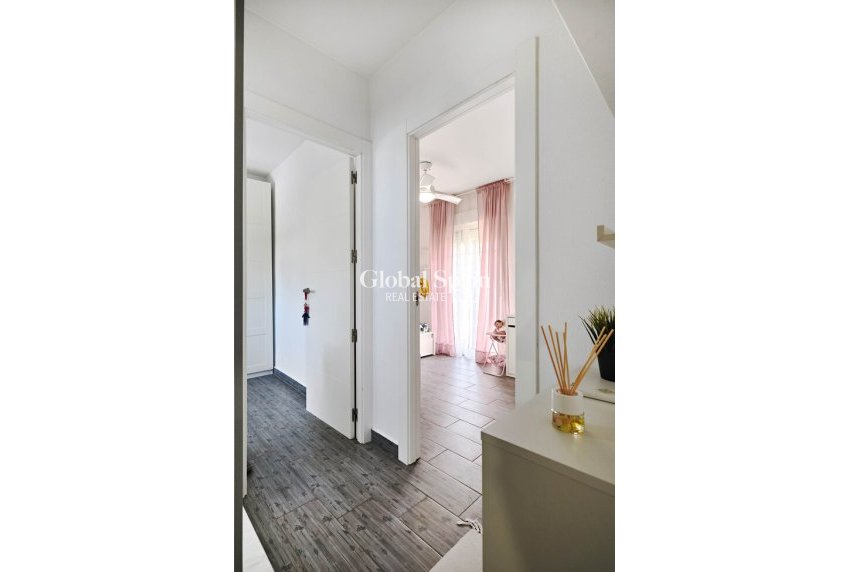 Resale - HOUSE -
GUARDAMAR DEL SEGURA - EL RASO