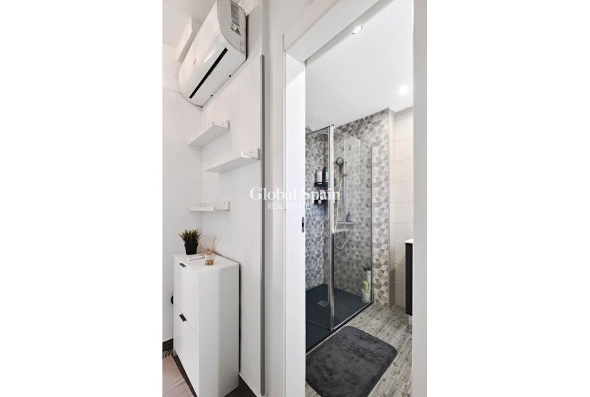 Resale - HOUSE -
GUARDAMAR DEL SEGURA - EL RASO