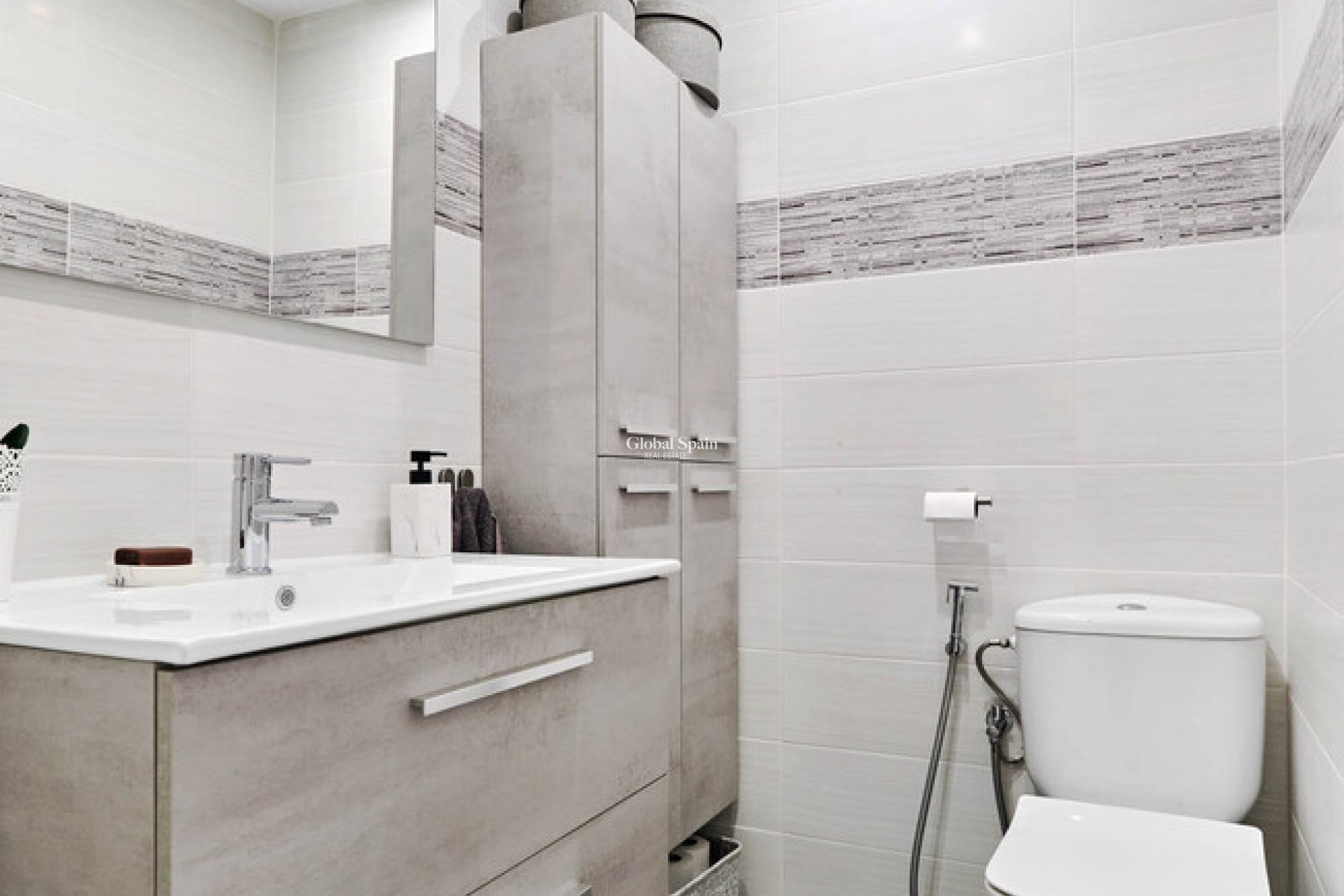 Resale - HOUSE -
GUARDAMAR DEL SEGURA - EL RASO