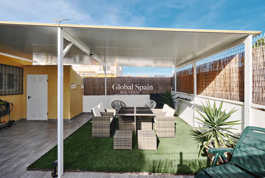 Resale - HOUSE -
GUARDAMAR DEL SEGURA - EL RASO