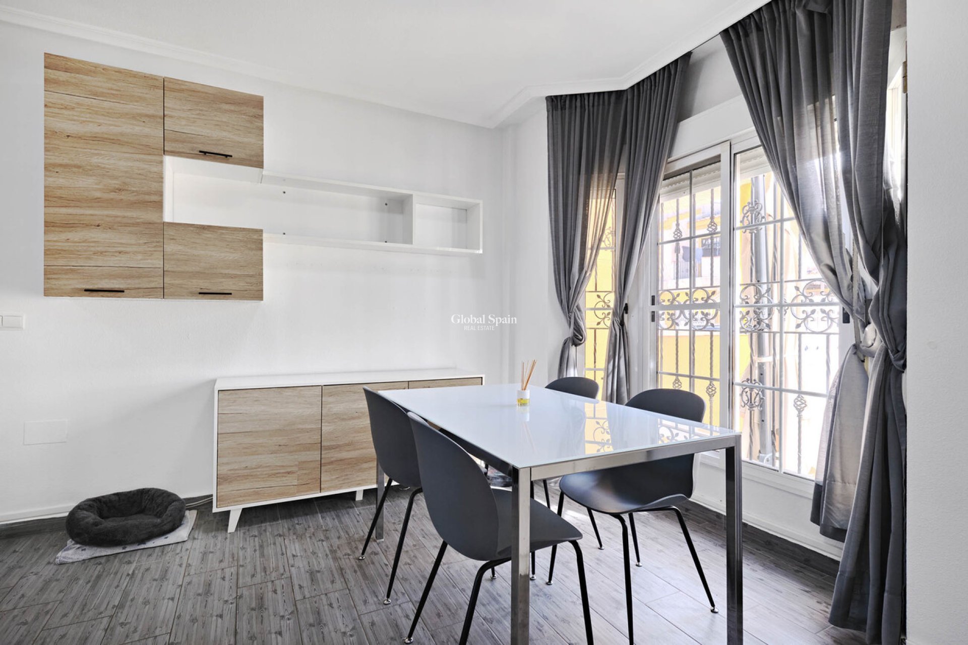 Resale - HOUSE -
GUARDAMAR DEL SEGURA - EL RASO