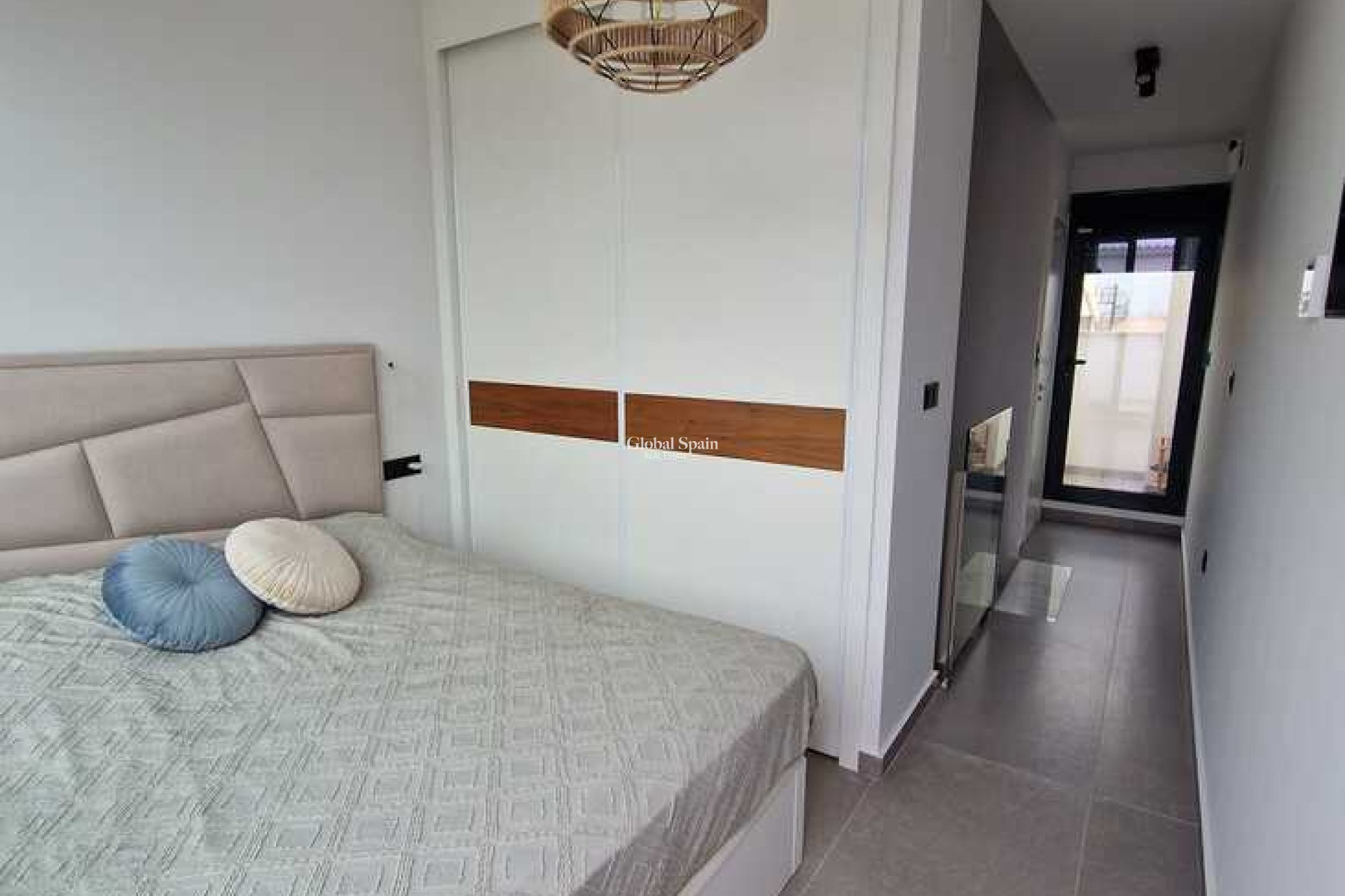 Resale - HOUSE -
GUARDAMAR DEL SEGURA - ELS SECONS