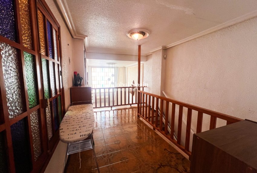 Resale - HOUSE -
GUARDAMAR DEL SEGURA - Guardamar pueblo
