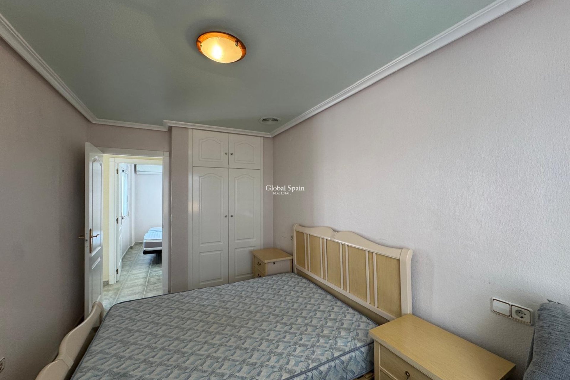 Resale - HOUSE -
GUARDAMAR DEL SEGURA