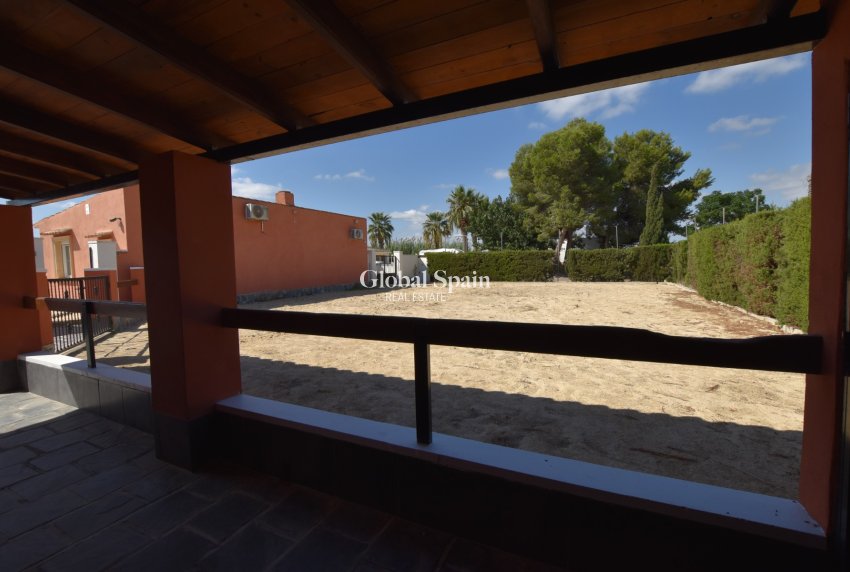Resale - HOUSE -
HEREDADES - Costa Blanca