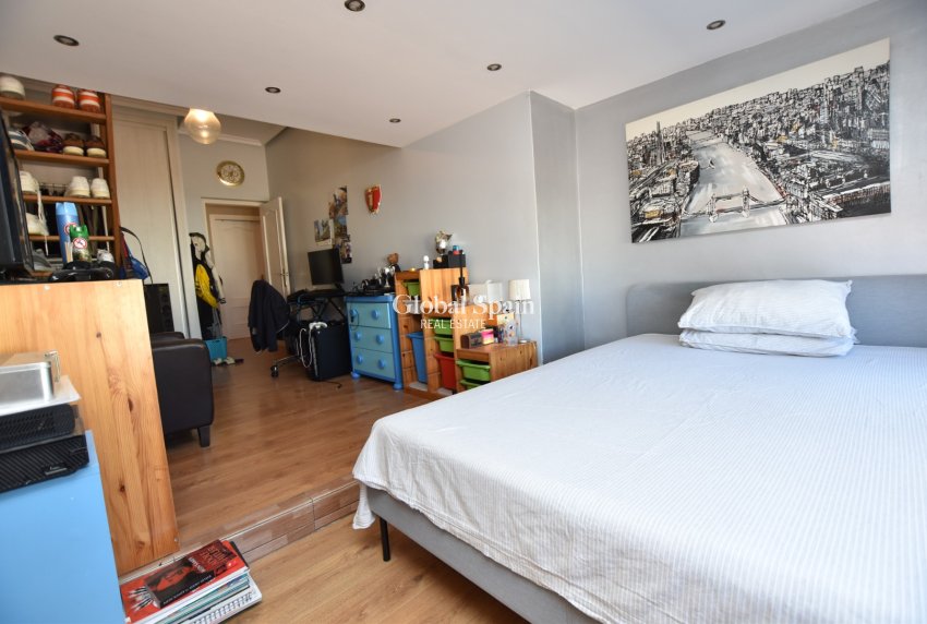 Resale - HOUSE -
HEREDADES - Costa Blanca