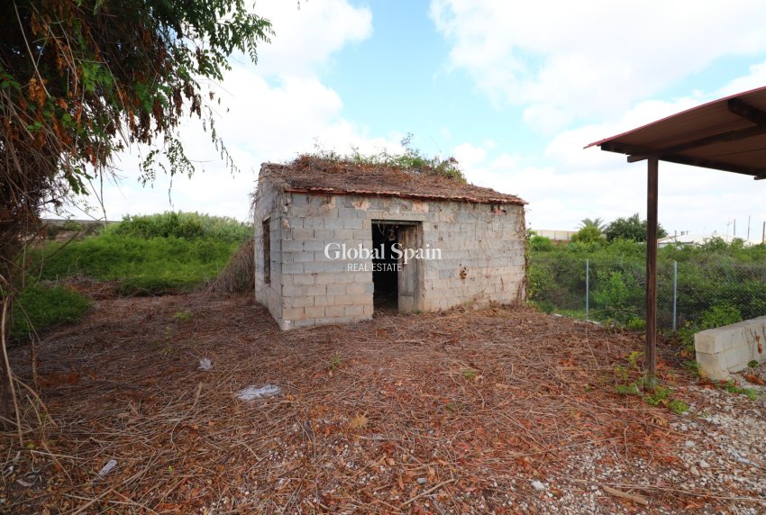 Resale - HOUSE -
Heredades - Heredades - Country
