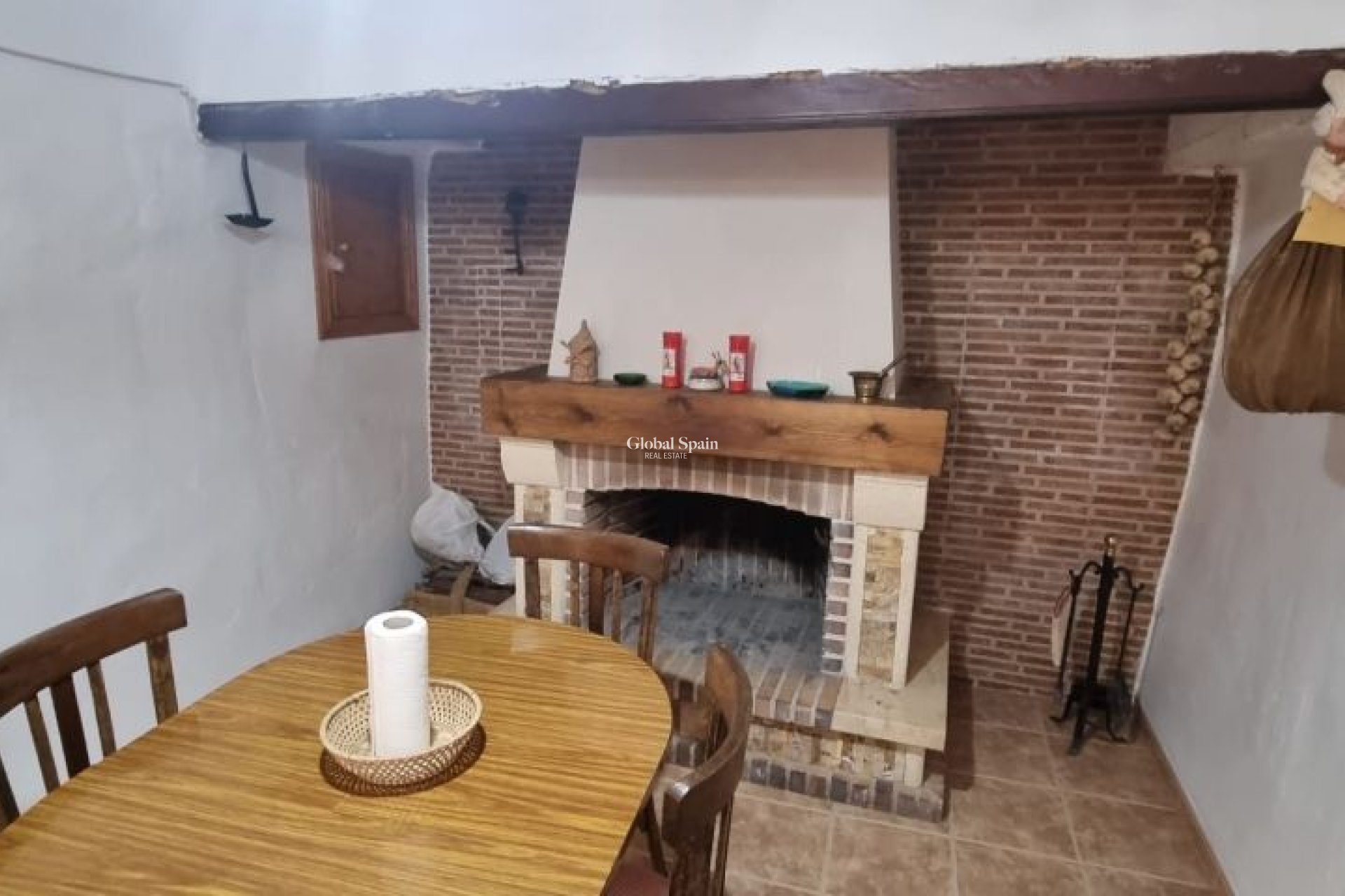 Resale - HOUSE -
HONDÓN DE LAS NIEVES - Inland