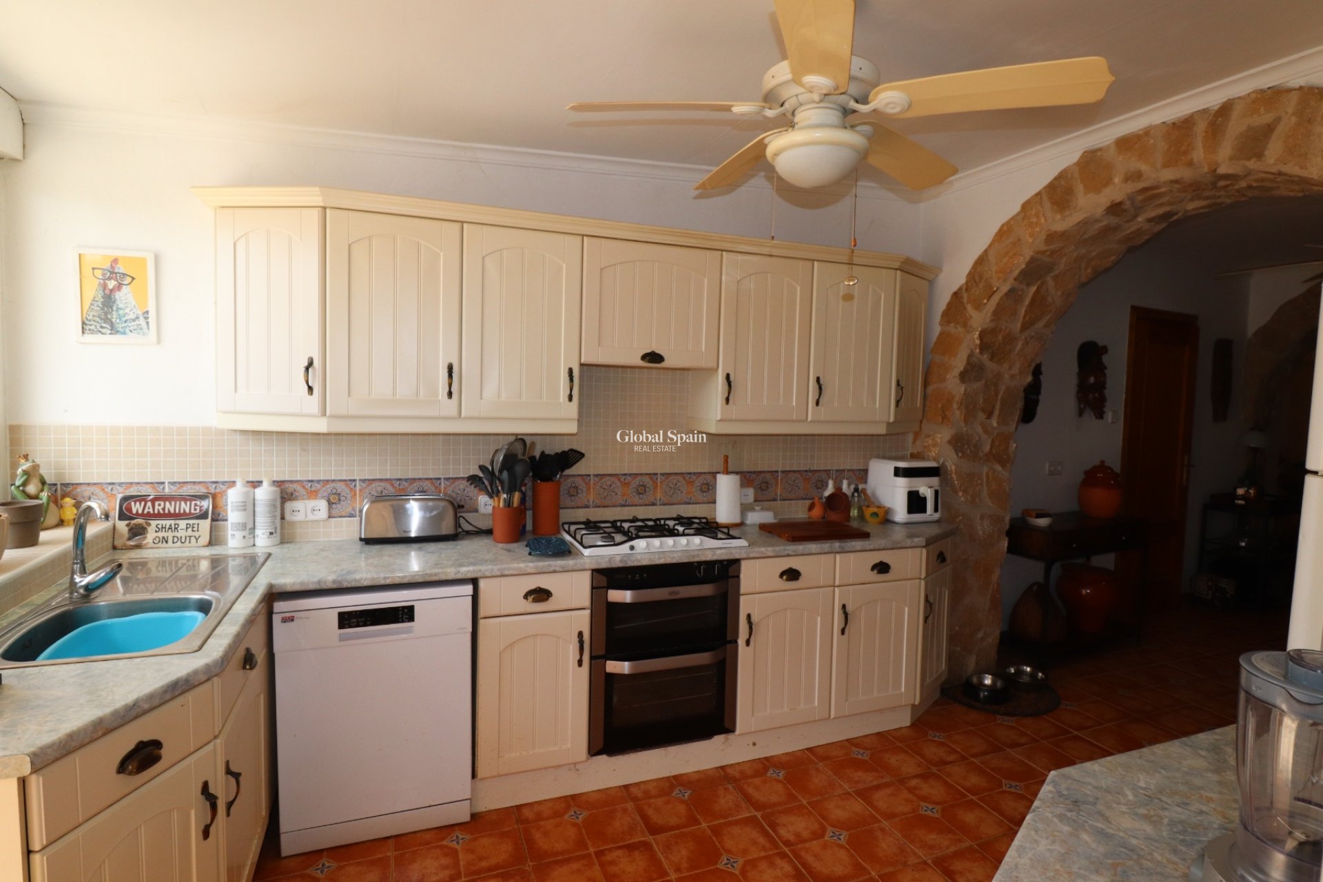 Resale - HOUSE -
HONDÓN DE LAS NIEVES - Inland