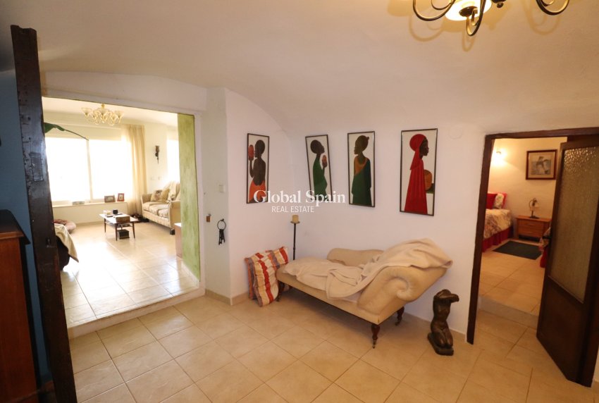 Resale - HOUSE -
HONDÓN DE LAS NIEVES - Inland