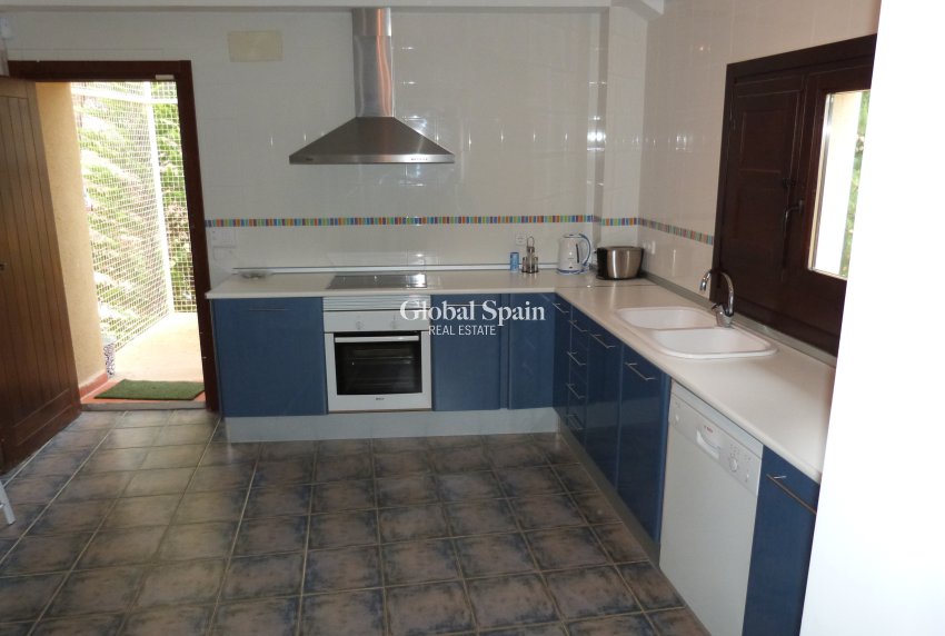 Resale - HOUSE -
Ibi - Ibi - Country