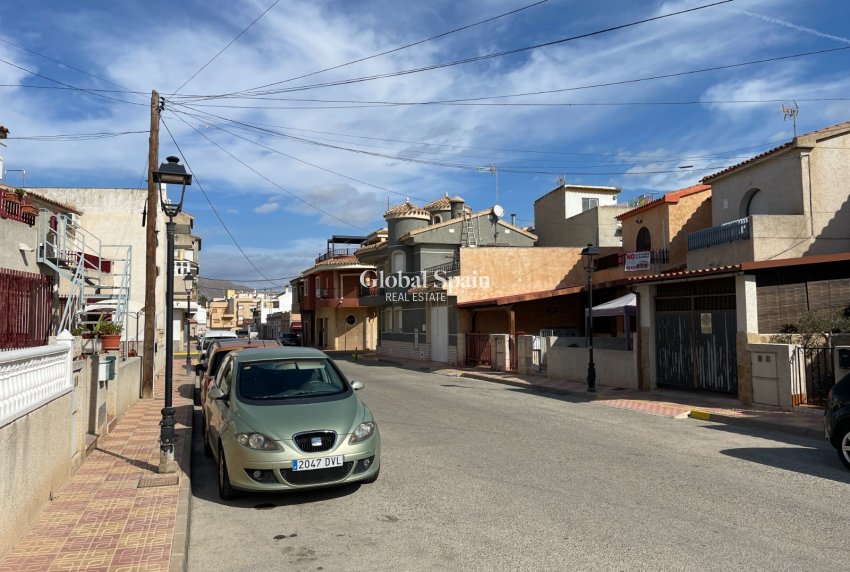 Resale - House -
Jacarilla - Comunidad Valenciana