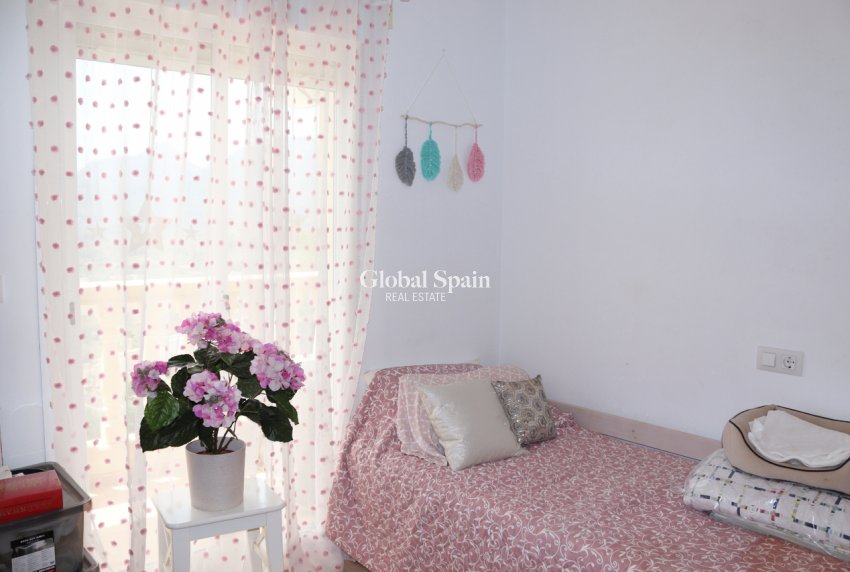 Resale - HOUSE -
JALÓN - Inland