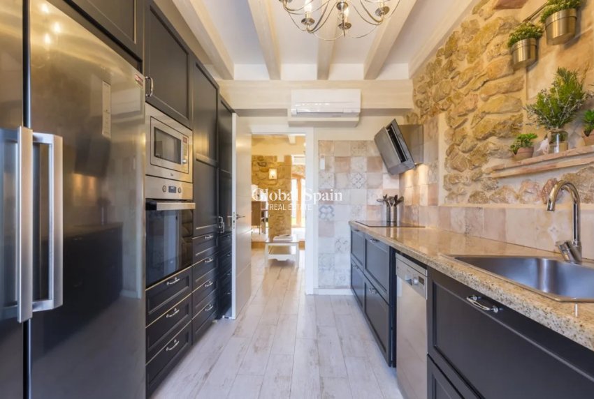 Resale - HOUSE -
JALÓN - Inland