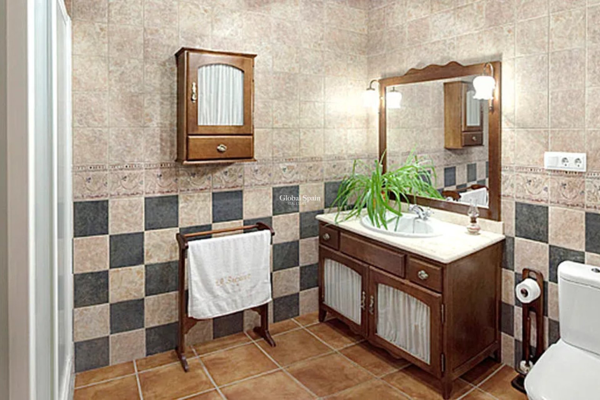 Resale - HOUSE -
JALÓN - Inland