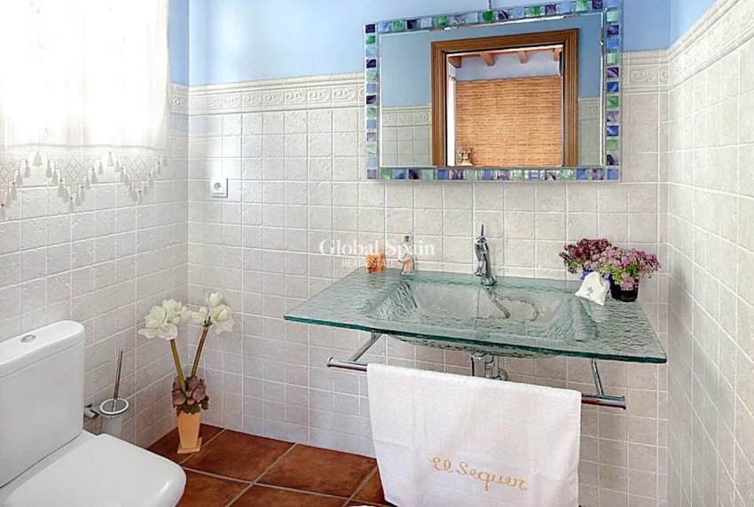 Resale - HOUSE -
JALÓN - Inland