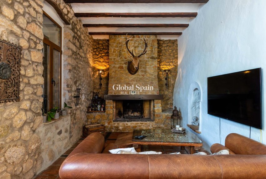 Resale - HOUSE -
JALÓN - Inland