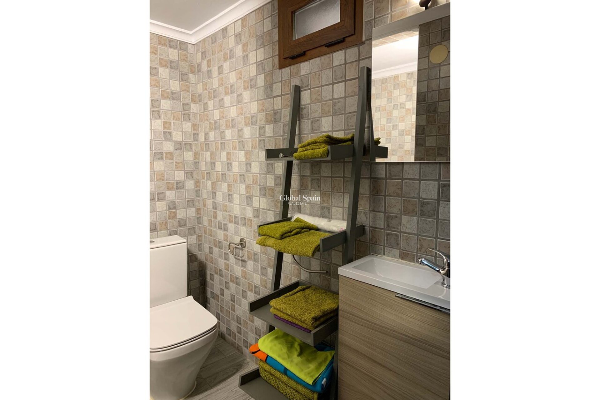 Resale - HOUSE -
JALÓN - Inland