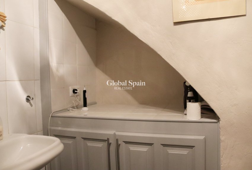 Resale - HOUSE -
JALÓN - Inland