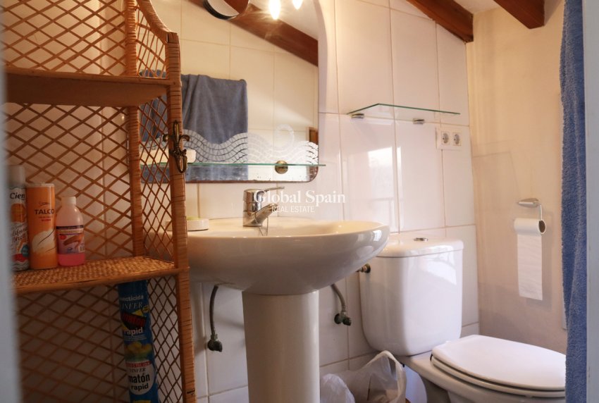 Resale - HOUSE -
JALÓN - Inland