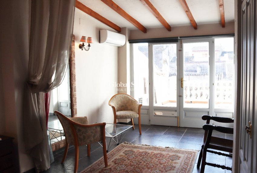 Resale - HOUSE -
JALÓN - Inland