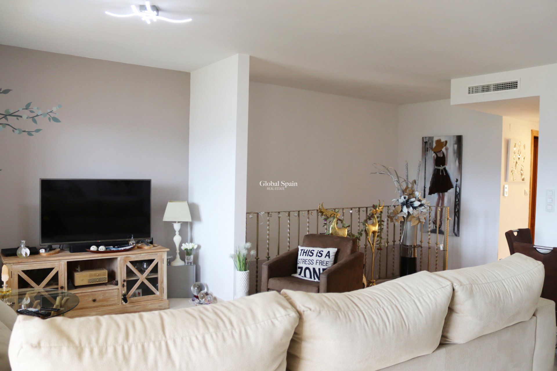 Resale - HOUSE -
JALÓN - Inland