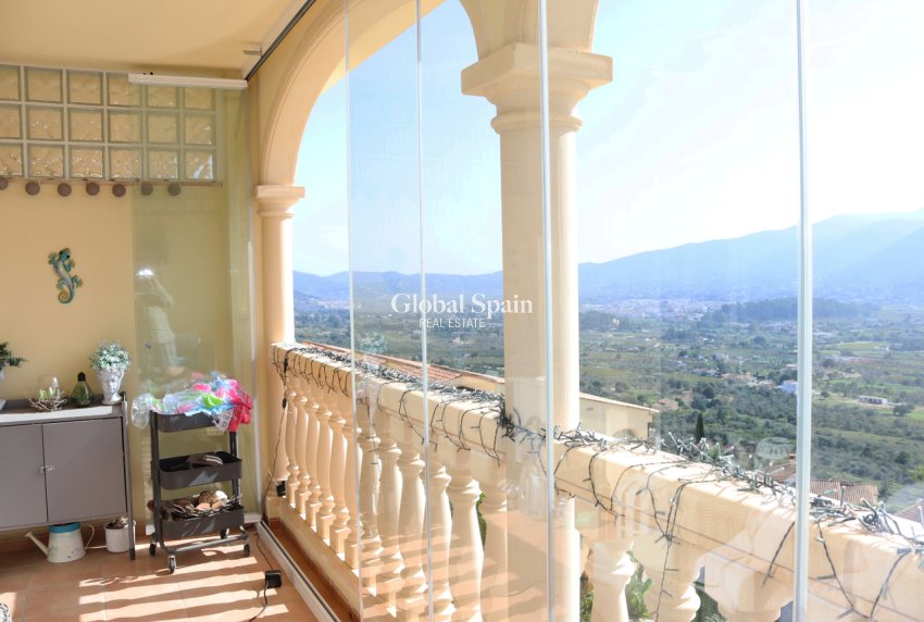 Resale - HOUSE -
JALÓN - Inland