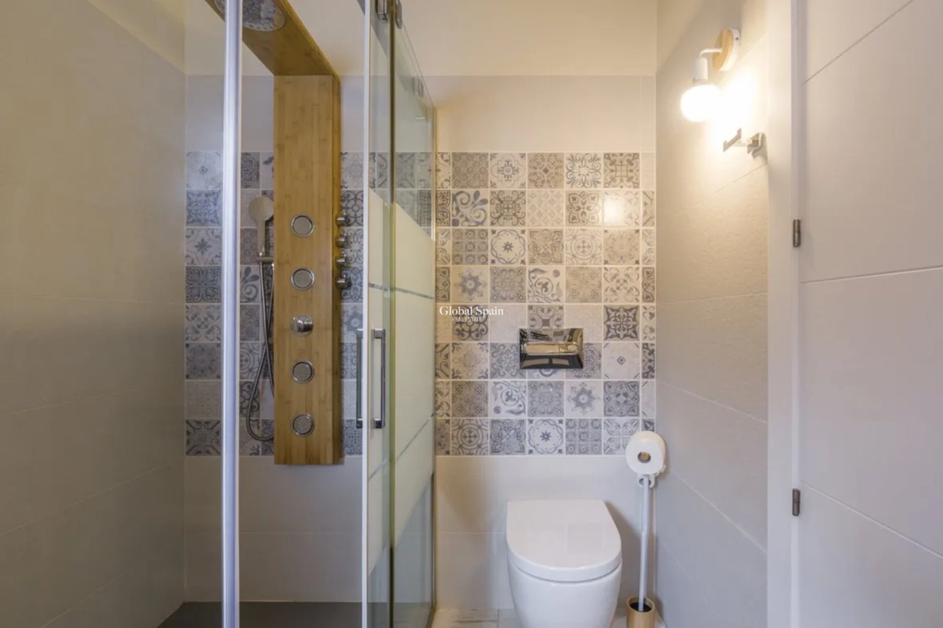 Resale - HOUSE -
JALÓN - Inland