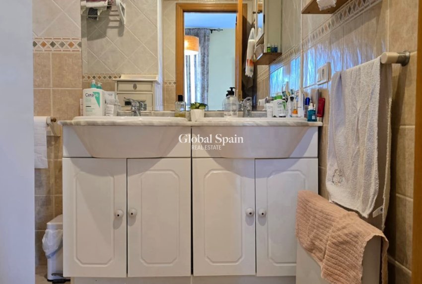 Resale - HOUSE -
L'ALBIR - center