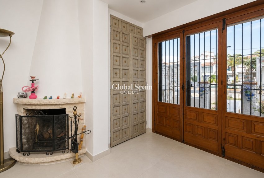 Resale - HOUSE -
L'ALBIR - center