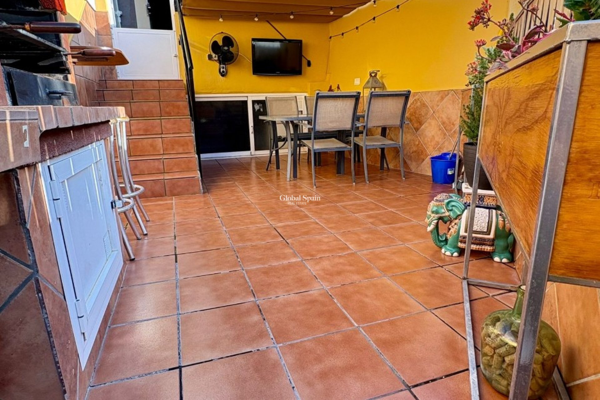 Resale - HOUSE -
L'ALBIR - center