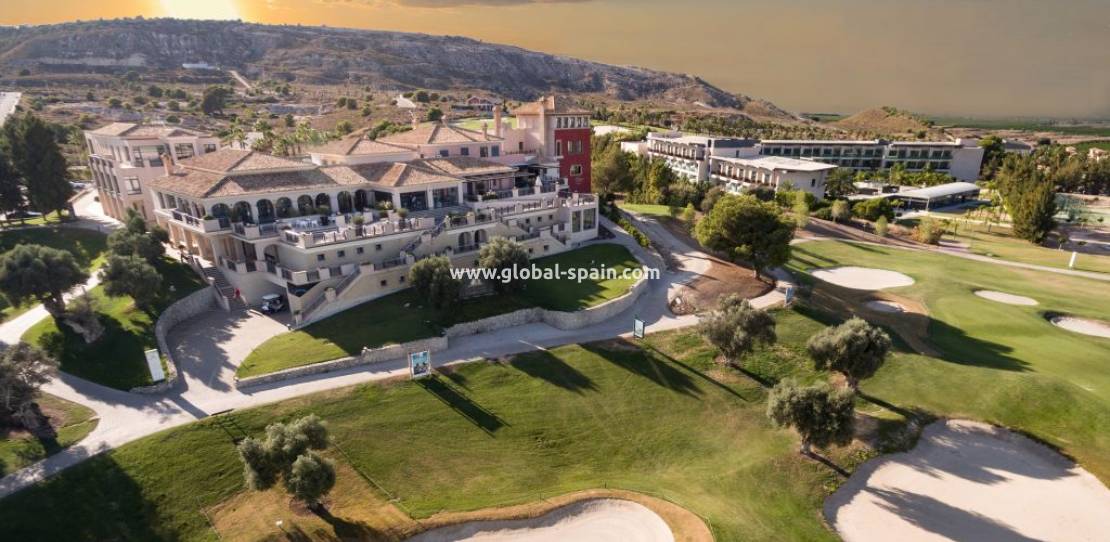 Resale - House - La Finca Golf and Spa Resort - Algorfa