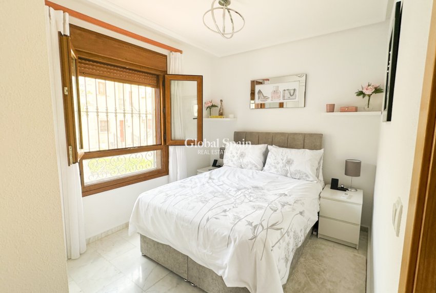 Resale - HOUSE -
LA FINCA GOLF - Inland