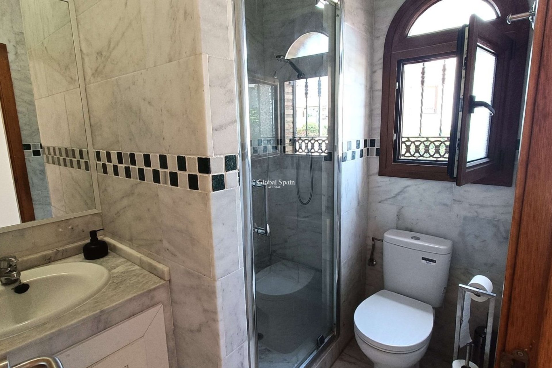 Resale - HOUSE -
LA FINCA GOLF - La Finca Golf and Spa Resort