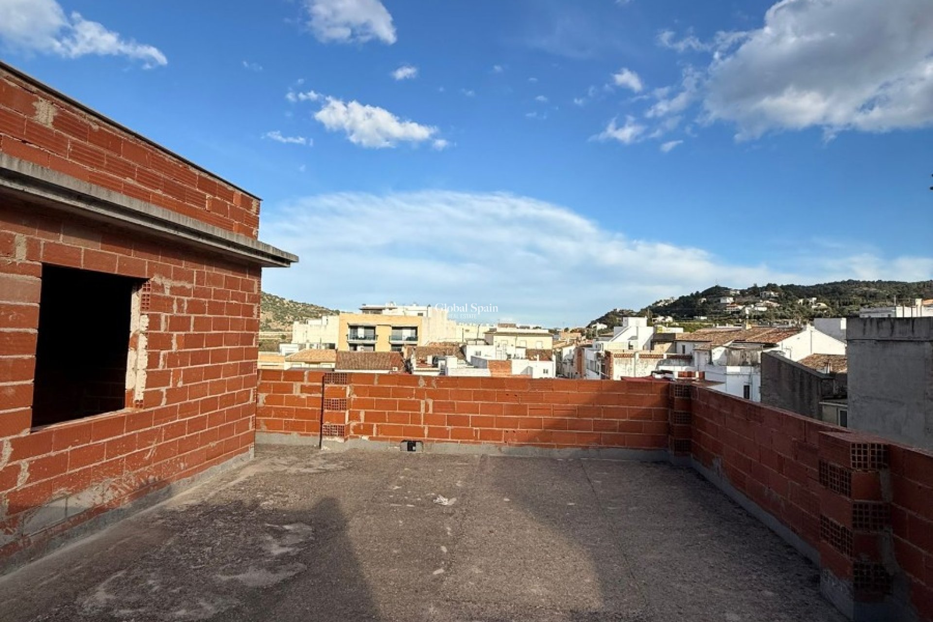 Resale - HOUSE -
LA FONT D'EN CARRÒS - Centro